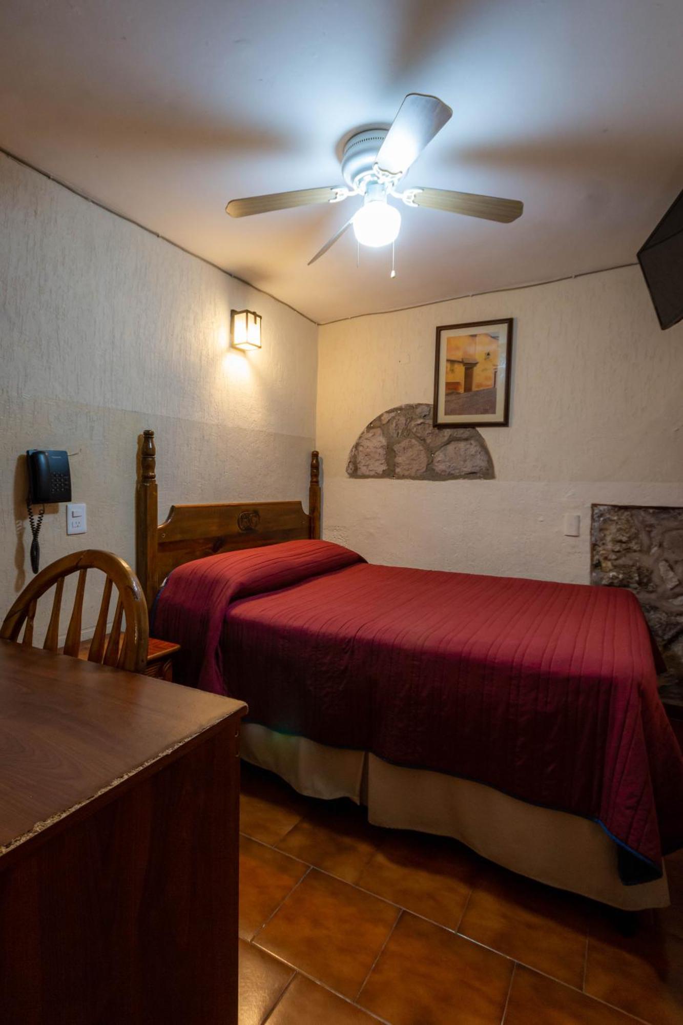 Hotel El Carmen, Morelia Exterior photo